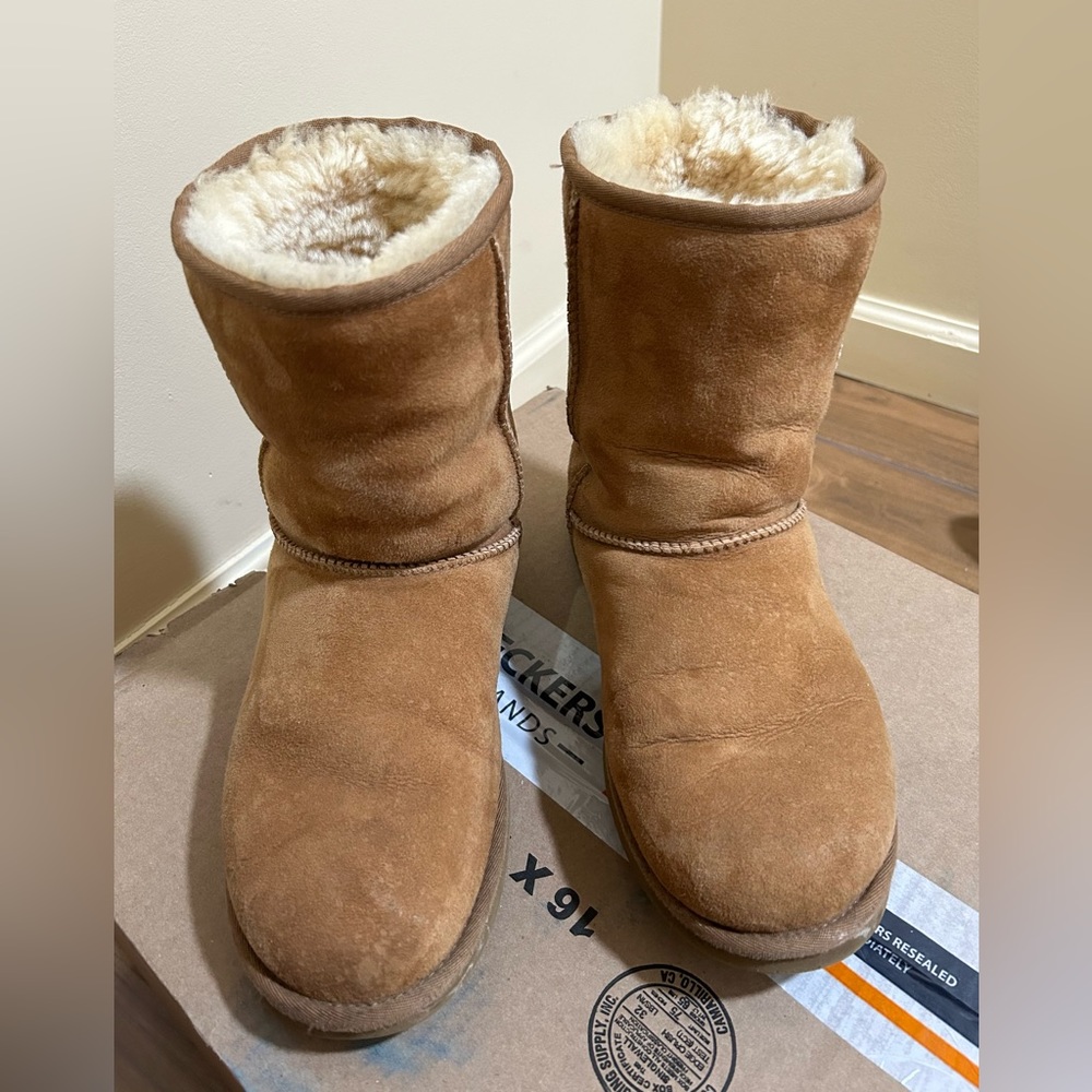 UGG classic short boots